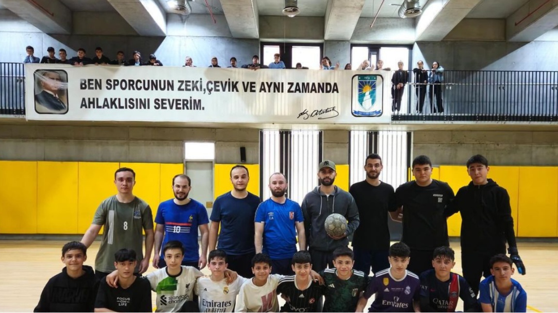 Öğretmen-Öğrenci Karışık Spor Müsabakaları